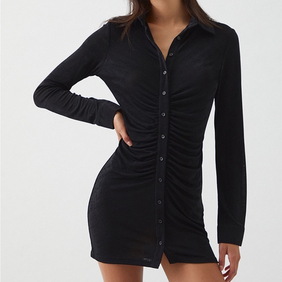 BNWT LA Hearts Long Sleeve Button Front Dress - Picture 2 of 9